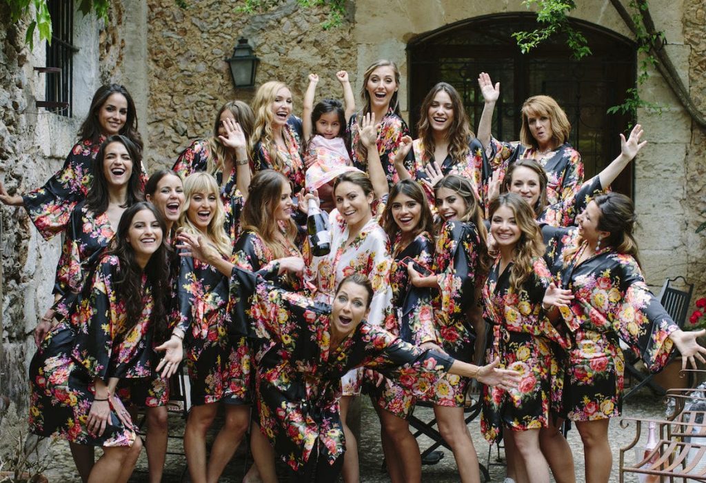 novia y damas de honor en maquillaje y peluquería para boda en Finca es Fangar Mallorca