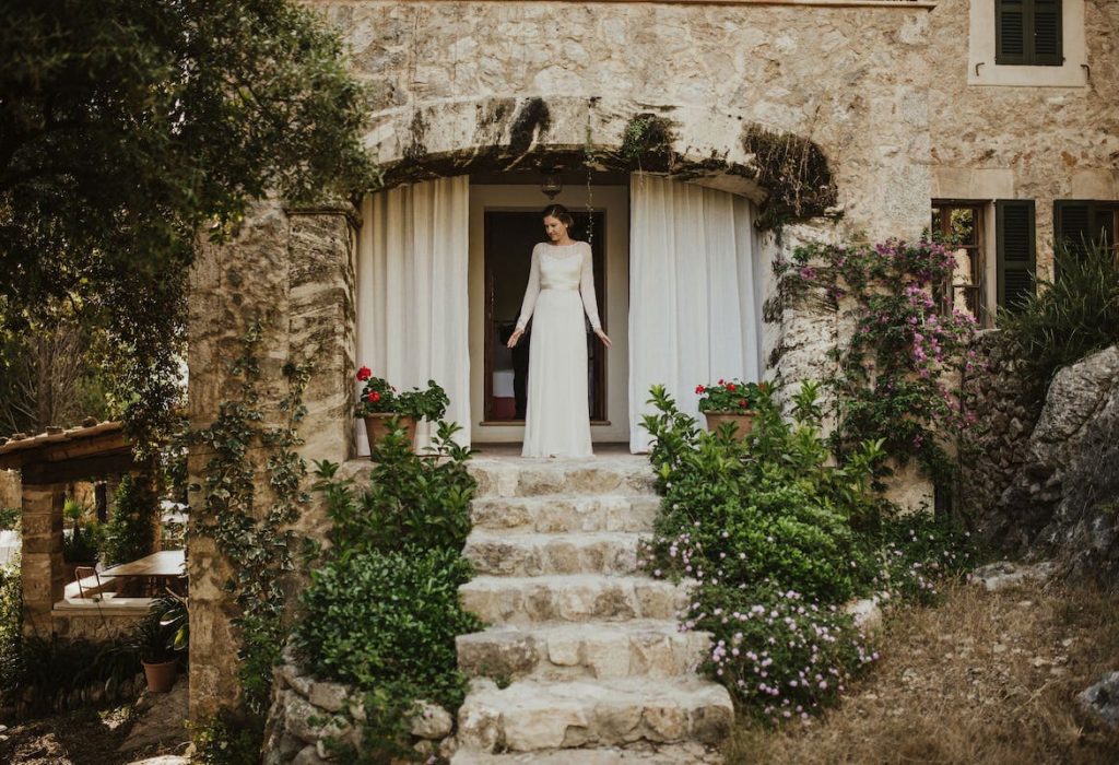 ideas para montajes de ceremonia para organizar tu boda en Mallorca, viñas mortitx